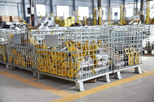 مصنع PIN و PISTON PIN and PISTON factory